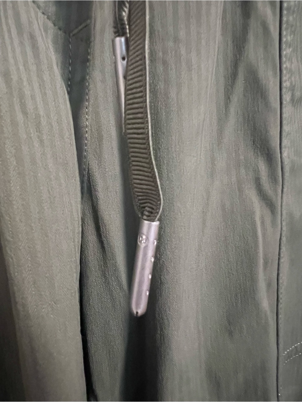 lululemon dance studio athletica Olive Cropped Drawstring pants,SZ M,NEW - Picture 8 of 11